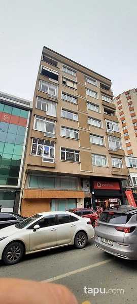 Ataşehir Küçükbakkalköy Başöğretmen Caddesi'nde 325 m² Dükkan