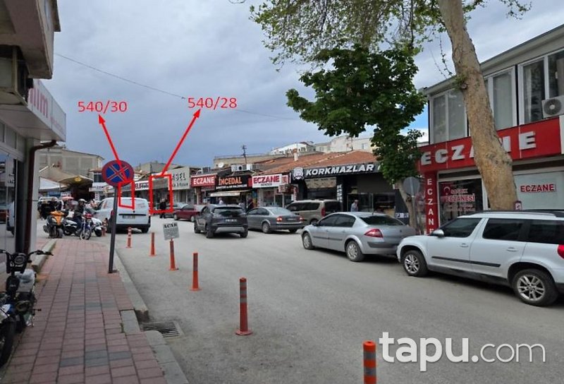 Karaman Merkez Şamkapı Caddesi'nde Hisseli Dükkan
