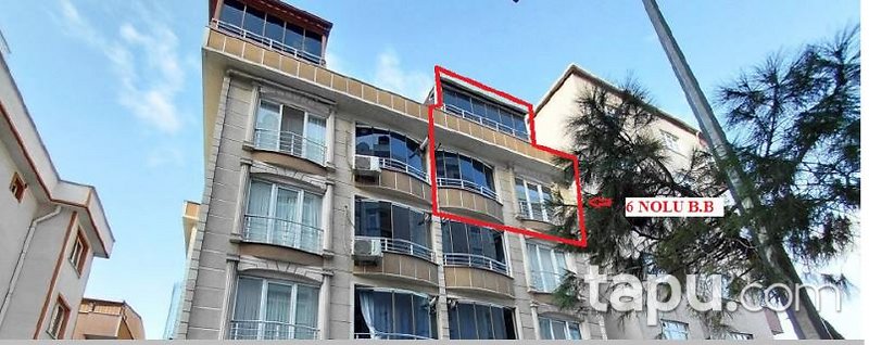Bağcılar Hürriyet Mahallesi'nde 3+1 Çatı Piyesli Daire