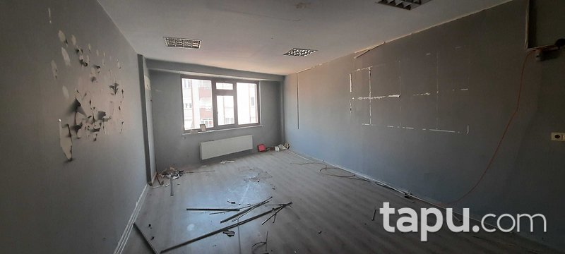 Süleymanpaşa Koca Kardeşler Pasajı'nda 6 Adet Ofis(305360 )