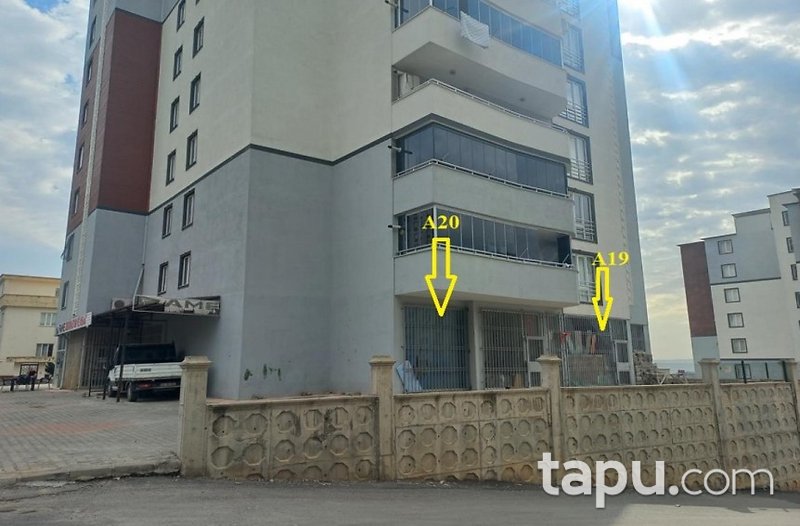 Onikişubat Cumhuriyet Mahallesi Kentpark Sitesi'nde 58 m2 Dükkan