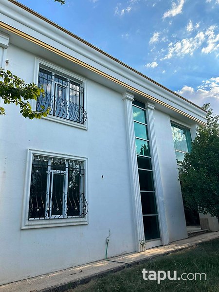 Sur Azel Rozpark Sitesi'nde 5+1 Villa