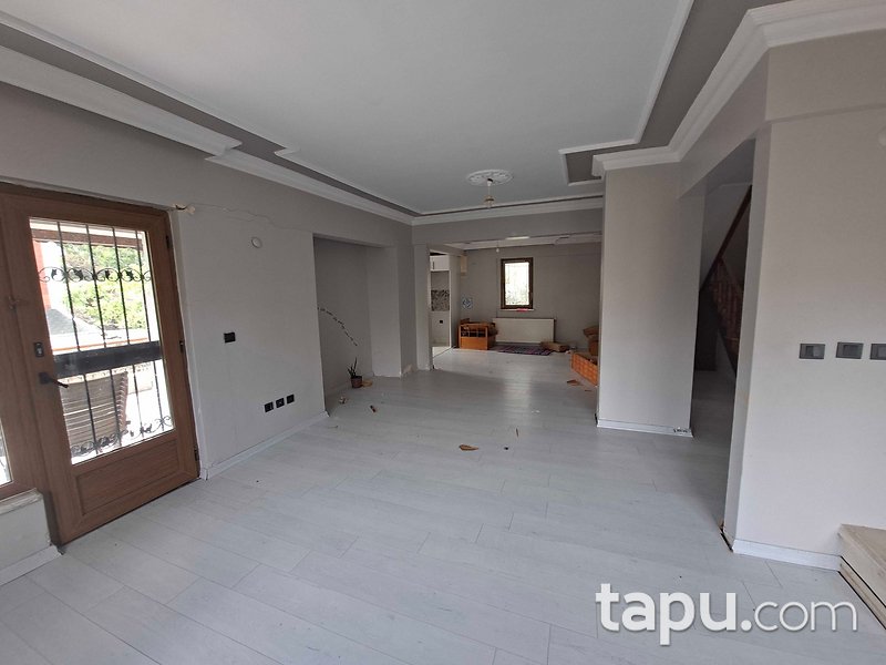 Büyükçekmece Bahçelievler Olea Sitesi'nde 3+1 Dubleks Daire