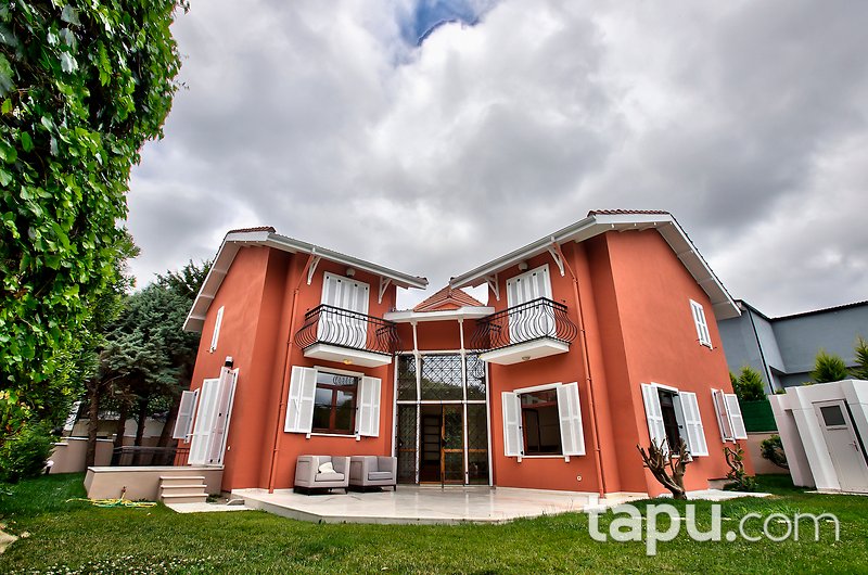 KİRALIK -Zekeriyaköy Garanti Koza Evlerinde Havuzlu 6A Villa