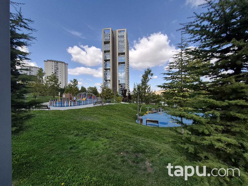 Çankaya Teona Konutları Sitesi'nde 4+1 Daire