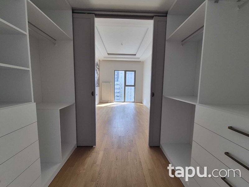 Çankaya Teona Konutları Sitesi'nde 4+1 Daire