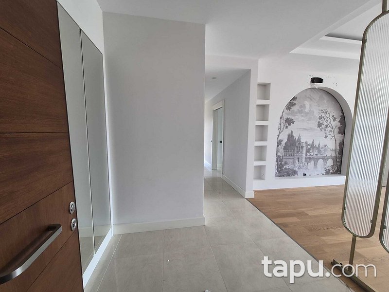 Çankaya Teona Konutları Sitesi'nde 4+1 Daire