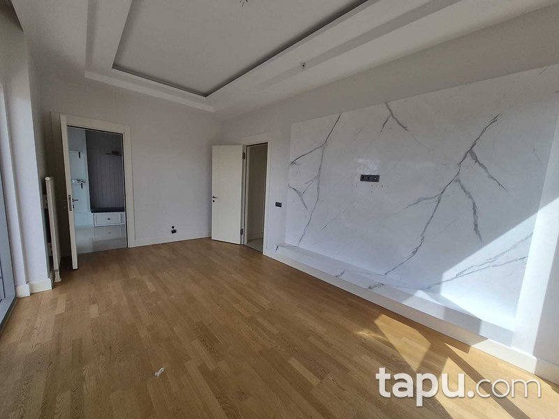 Çankaya Teona Konutları Sitesi'nde 4+1 Daire