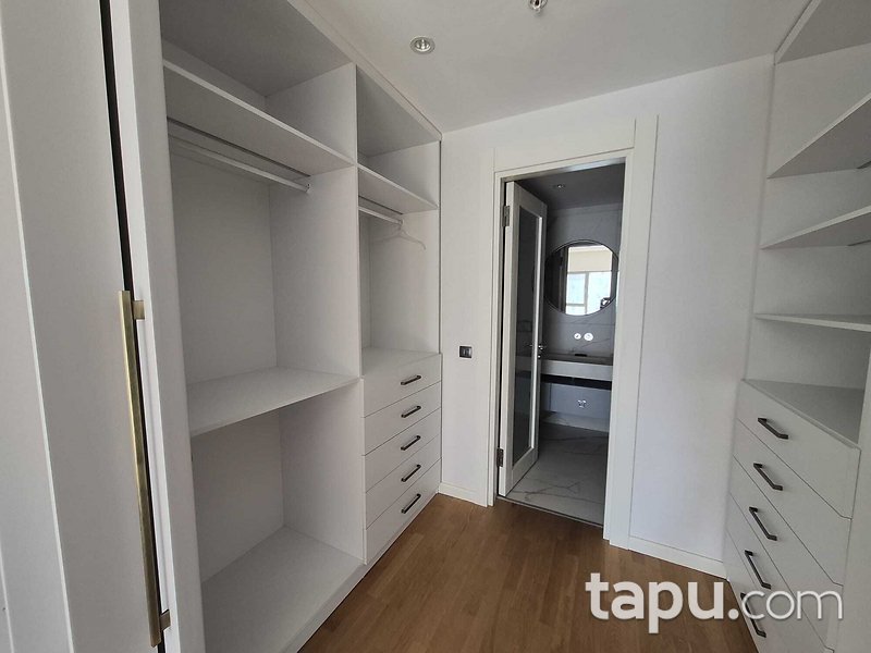 Çankaya Teona Konutları Sitesi'nde 4+1 Daire