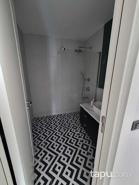 Çankaya Teona Konutları Sitesi'nde 4+1 Daire