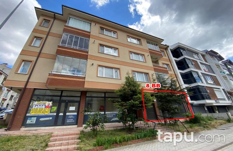 Odunpazarı Halk Caddesi'nde 175 m2 Depolu Dükkan