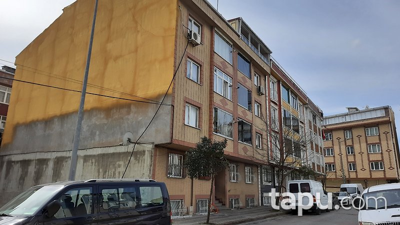 İstanbul Sultangazi Uğur Mumcu Mahallesi'nde 4+1 Daire