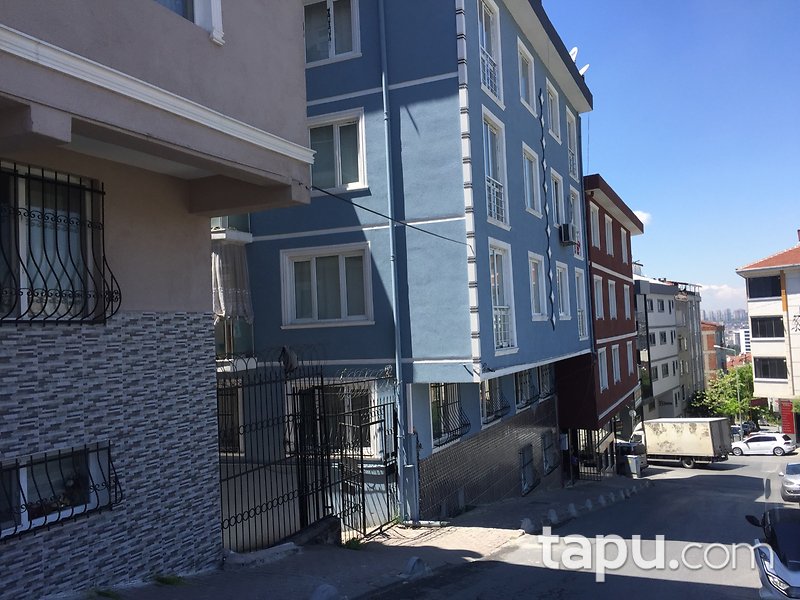 İstanbul Bağcılar Mahmutbey Mahallesi'nde 3+1 120 m2 Dubleks Daire
