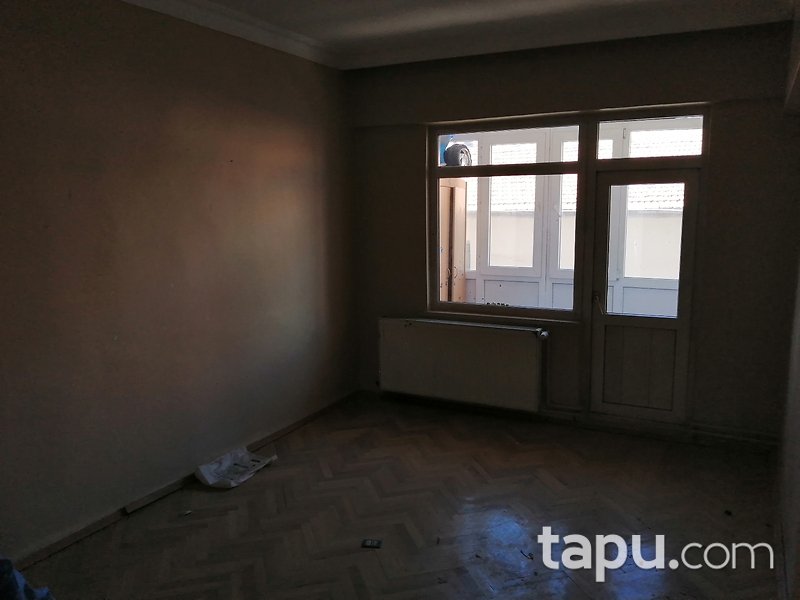 Ankara Yenimahalle Demetevler Mahallesi'nde 134 m2 Daire