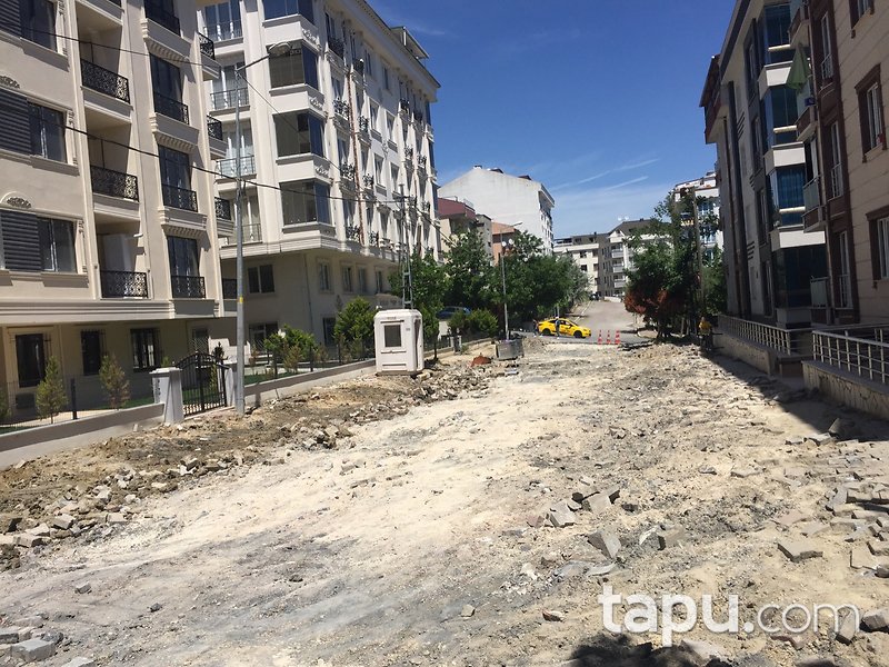 İstanbul Beylikdüzü Yakuplu Mahallesi'nde 162 m2 Dükkan