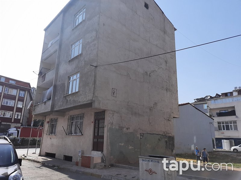 Bağcılar Kemalpaşa Mahallesi'nde 473/2400 Hisseli 2 Adet Bina